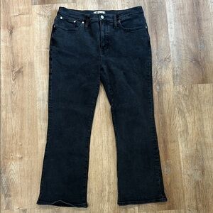 Madewell Black Mid-Rise Kick Out Jeans Size 31